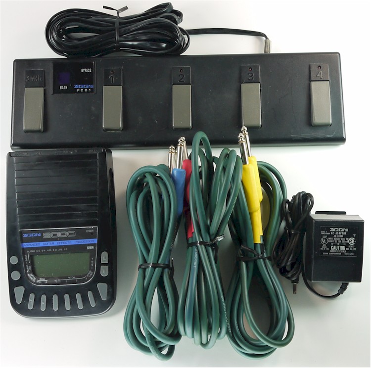 ZOOM 9000 Advanced Guitar MultiEffects Processor w/FC01 Pedal, Cables