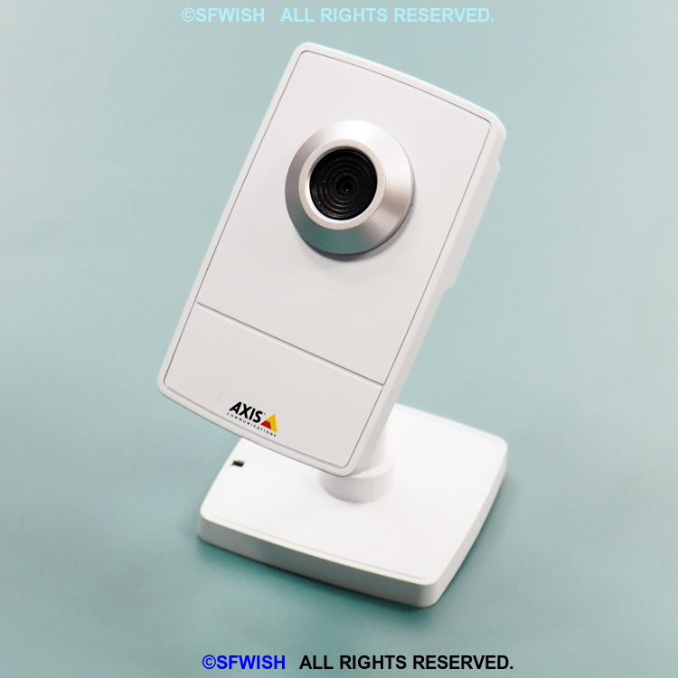 NEW Axis M1011W FixedFocal Indoor DayNight Network Security Camera